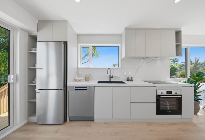 8/186 Forrest Hill Road, Forrest Hill, Auckland - Carousel 2