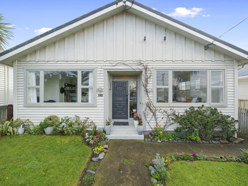 82 Ross Street, Kilbirnie, Wellington - Carousel 1