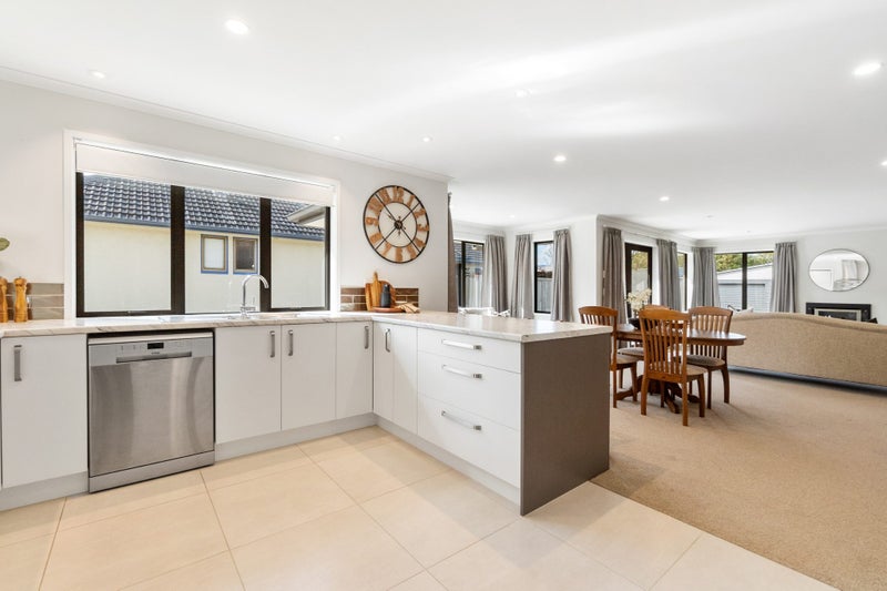 20 Casey Avenue, Fairfield, Hamilton - Carousel 2