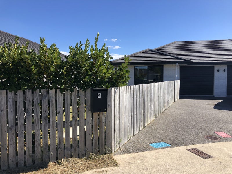 9 Mistry Place, Harrowfield, Hamilton - Carousel 1