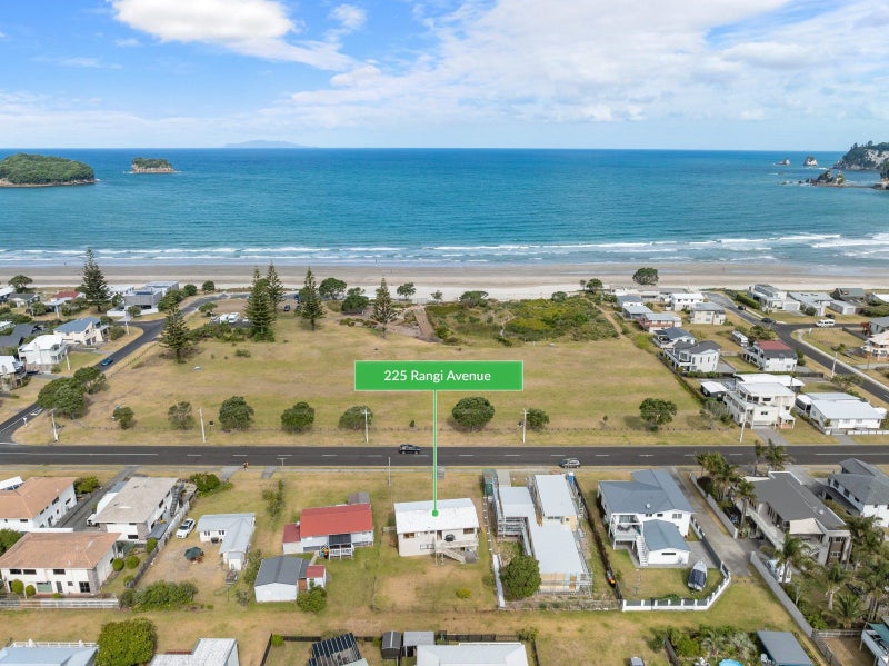 225 Rangi Avenue, Whangamatā - Carousel 25