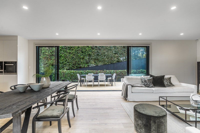 13B Ingram Road, Remuera, Auckland - Carousel 2