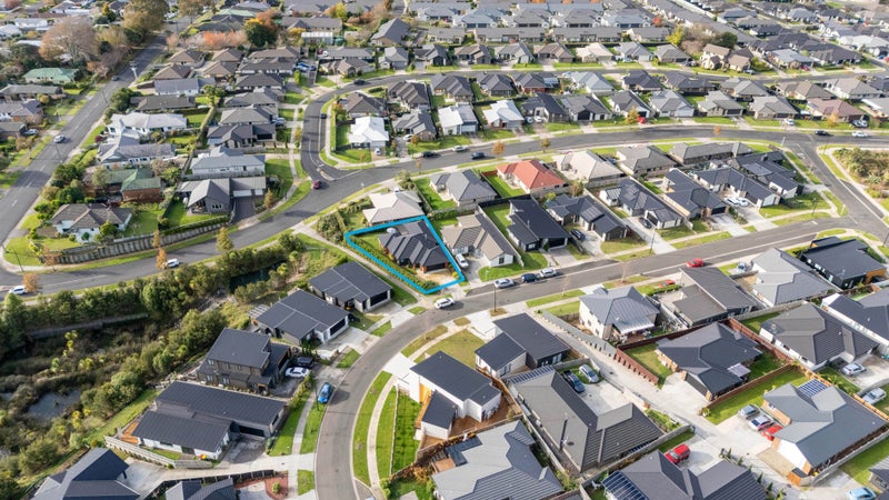 14 Te Tiireke Drive, Glenview, Hamilton - Carousel 30