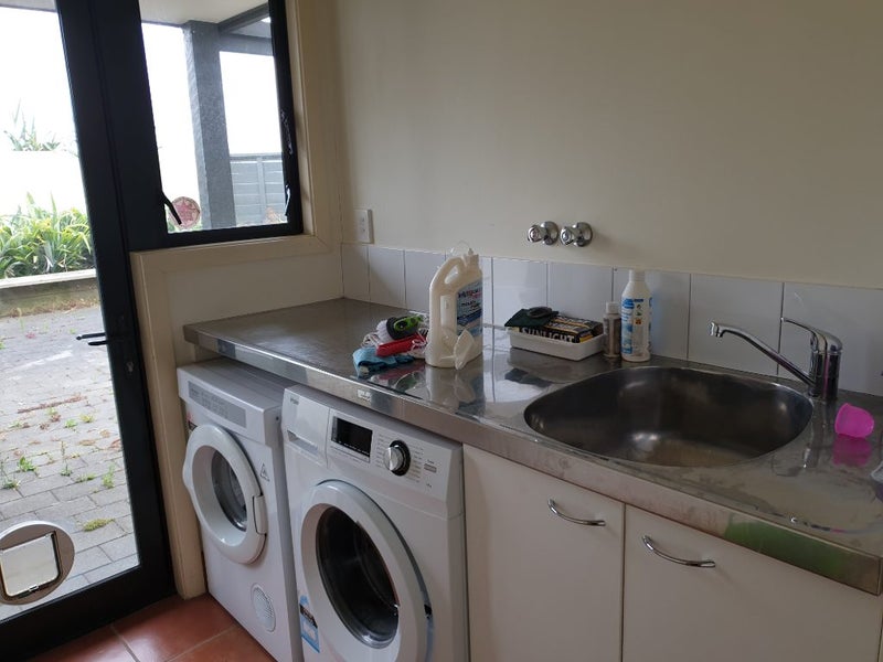 7 Imran Terrace, Khandallah, Wellington - Carousel 17