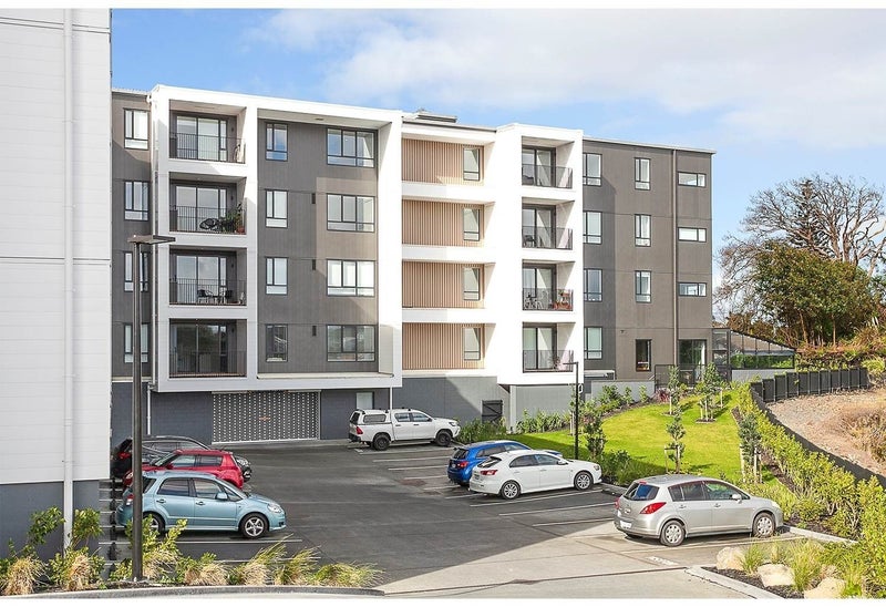215/1 Kimiora Street, Three Kings, Auckland - Carousel 15
