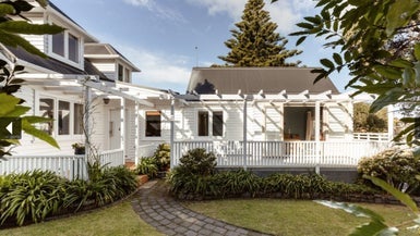 153 VALLEY ROAD, Kawerua, Mount Maunganui - Carousel 1