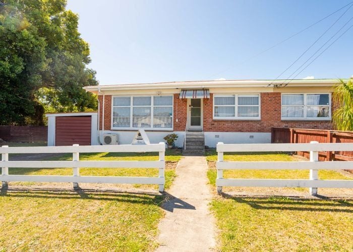 6 Claymore Street, Manurewa, Auckland - Carousel 2