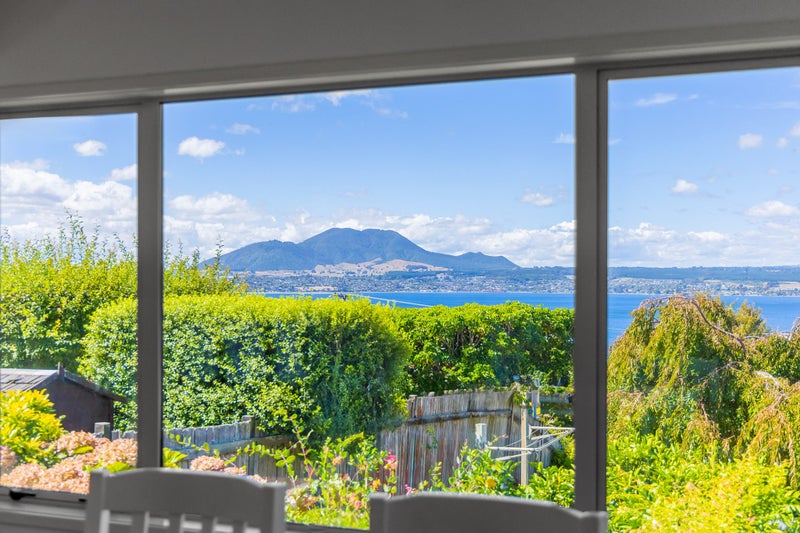 104 Wakeman Road, Acacia Bay, Taupo - Carousel 1