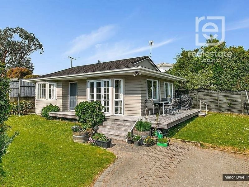 3 Janet Street, Sunnyhills, Auckland - Carousel 1