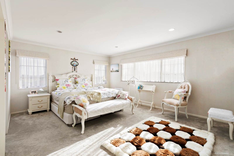 9 Ambleside Drive, Northpark, Auckland - Carousel 2