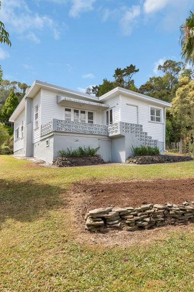 31 Dundas Road, Riverside, Whangarei - Carousel 24