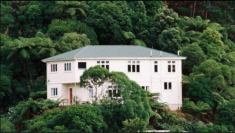 6 Semeloff Terrace, Aro Valley, Wellington - Carousel 1
