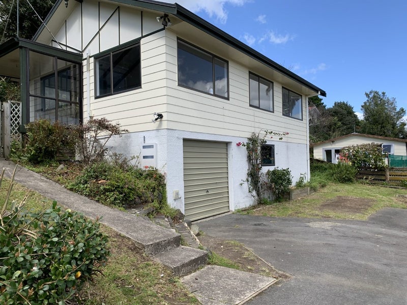 5 Burns Street, Gate Pa, Tauranga - Carousel 1