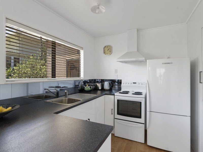 2/47 Cambria Street, The Wood, Nelson - Carousel 17