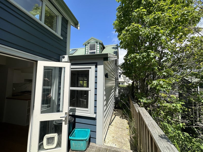 32 Ascot Street, Thorndon, Wellington - Carousel 2