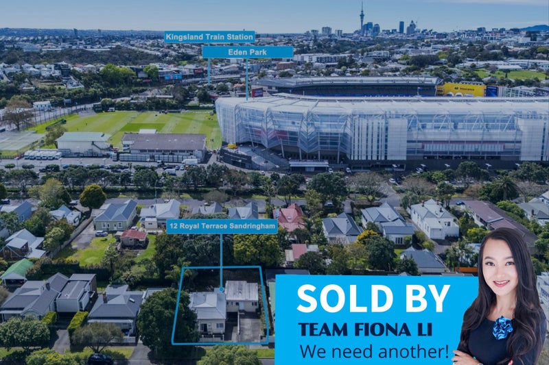2/12 Royal Terrace, Sandringham, Auckland - Carousel 1