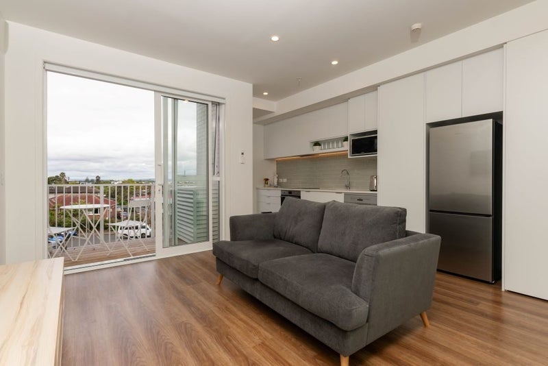 9 Jordan Avenue, ONEHUNGA, AUCKLAND - Carousel 2