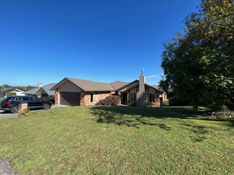 3 Raddington Way, Huntington, Hamilton - Carousel 21
