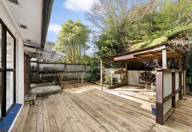 1/82 Sartors Avenue, Browns Bay, Auckland - Carousel 8