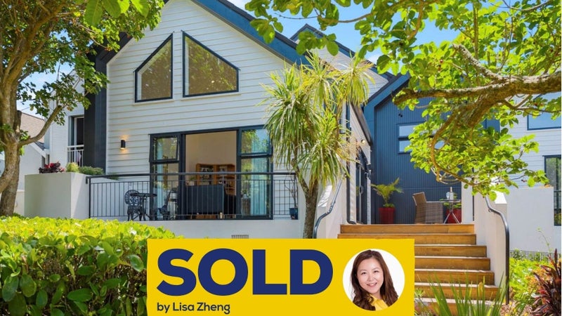 16B St Jerome Avenue, Te Atatu Peninsula, Auckland - Carousel 1