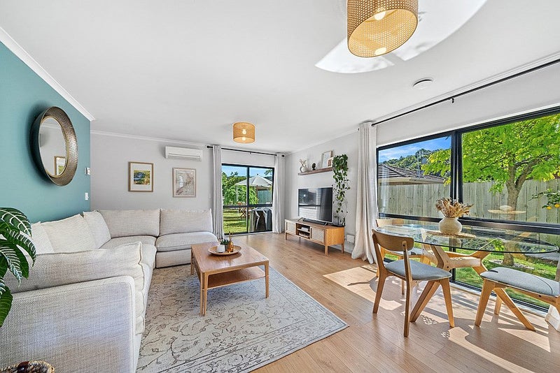 5 Sun Valley Way, Wainuiomata, Lower Hutt - Carousel 1