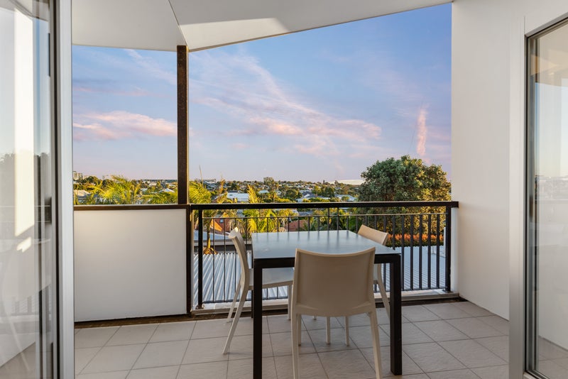 16/5 Millais Street, Grey Lynn, Auckland - Carousel 2