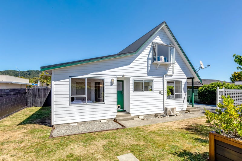 2/719 Fergusson Drive, Elderslea, Upper Hutt - Carousel 2