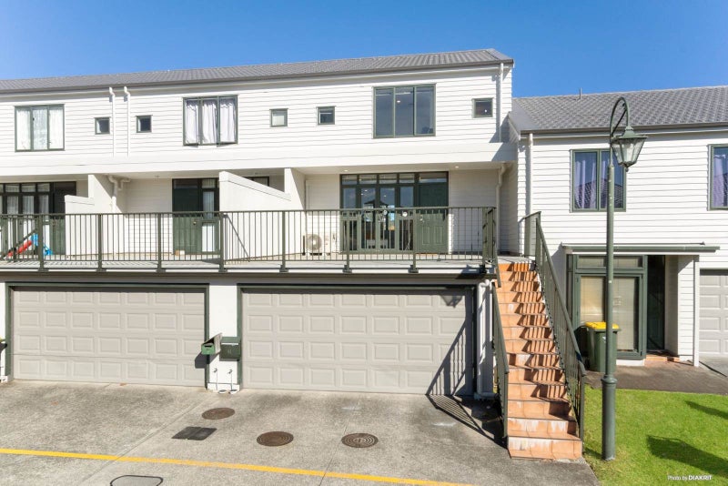 41/1 Ambrico Place, New Lynn, Waitakere City, Auckland - Carousel 1