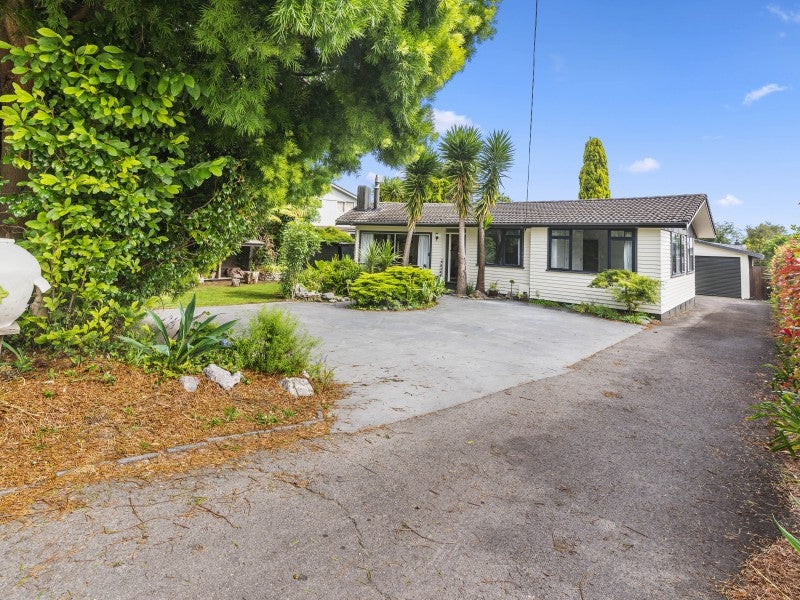 28 Sala Street, Whakarewarewa, Rotorua - Carousel 1