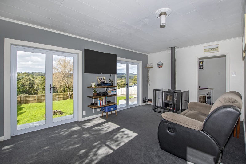 135 King Street, Hikurangi, Hikurangi - Carousel 2