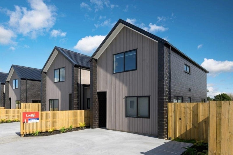 3/128 Peacockes Road, Fitzroy, Hamilton - Carousel 1