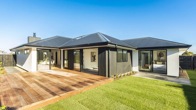 42 Walter Case Drive, Harewood, Christchurch - Carousel 1