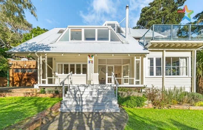 12 Korimako Road, Days Bay, Lower Hutt - Carousel 2