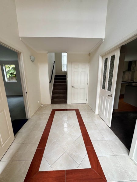 8C Garland Road, Greenlane, Auckland - Carousel 2