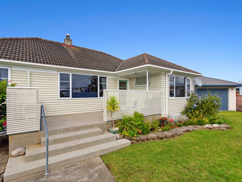 17 Stewart Street, Whakatane, Whakatane - Carousel 1