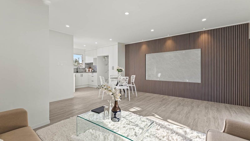 1/90 Puhinui Road, Papatoetoe, Auckland - Carousel 1