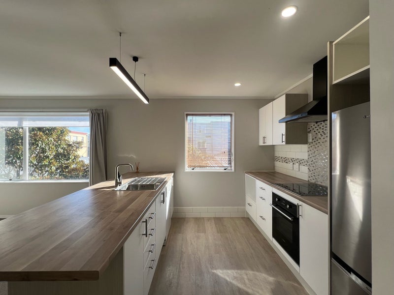 2/193 Jackson Street, Petone, Lower Hutt - Carousel 2