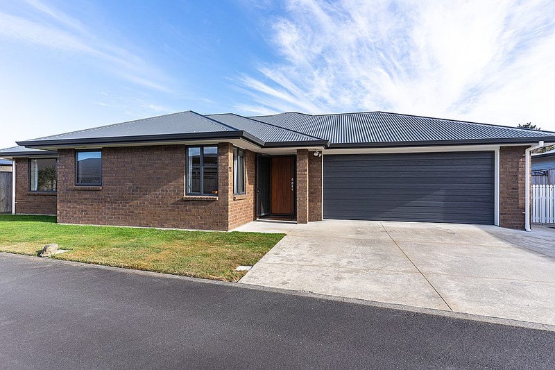 11 Levi Place, Kelvin Grove, Palmerston North - Carousel 1