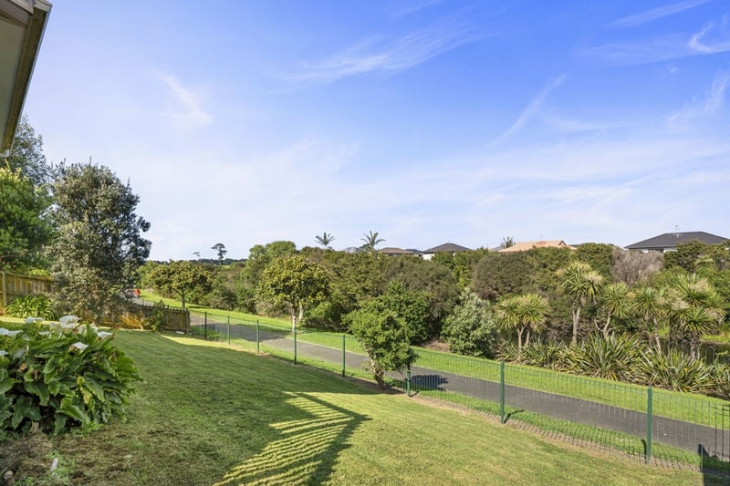 5 Brunswick Rise, Mangere, Auckland - Carousel 2