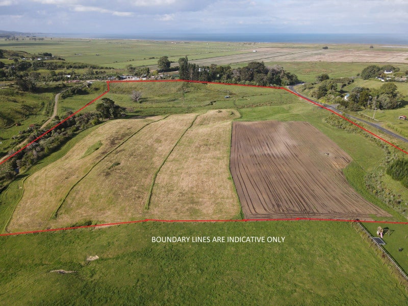 927 Findlay Road, Pūkorokoro / Miranda, Kaiaua - Carousel 1