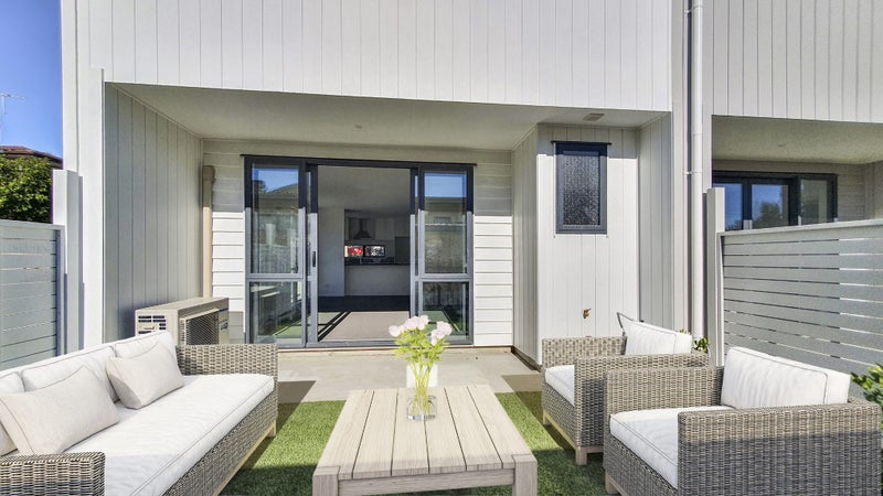 1/75 Bollard Avenue, New Windsor, Auckland - Carousel 11