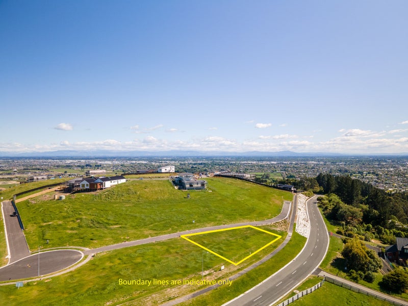 12 Eaglesfield Close, Westmorland, Christchurch - Carousel 1