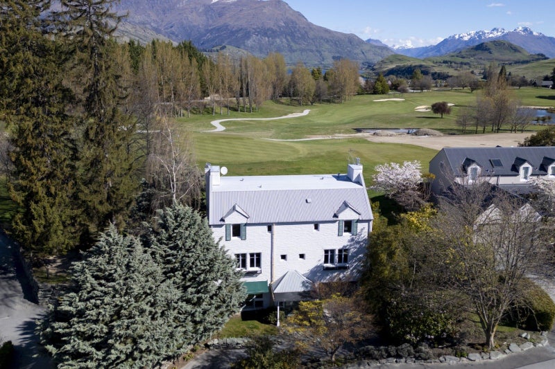 7 Chalmers Close, Arrowtown, Arrowtown - Carousel 2