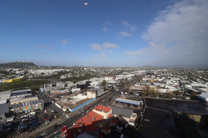 1907/8 Hereford Street, Freemans Bay, Auckland - Carousel 2