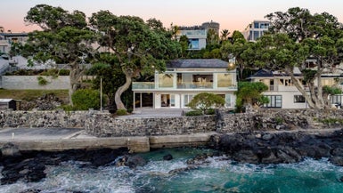 255 Hurstmere Road, Takapuna, Auckland - Carousel 1