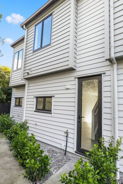 7/52 Rua Road, Glen Eden, Auckland - Carousel 1