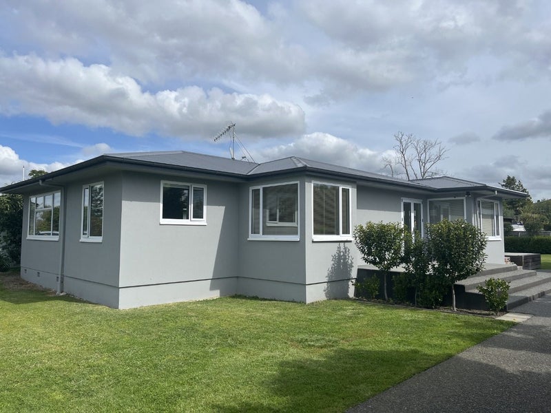 3 Hammond Road, Taradale, Napier - Carousel 2