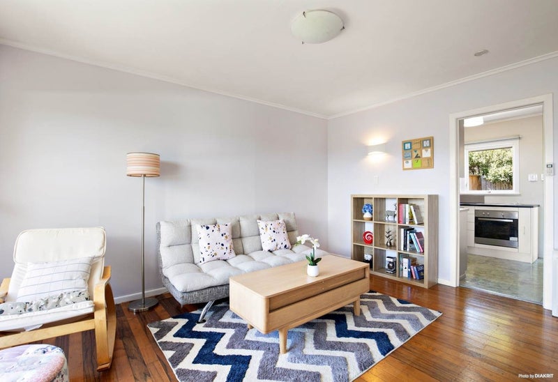 3/53 Merani Street, Belmont, Auckland - Carousel 1