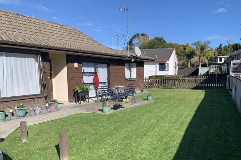 17A Forest Lake Road, Forest Lake, Hamilton - Carousel 17