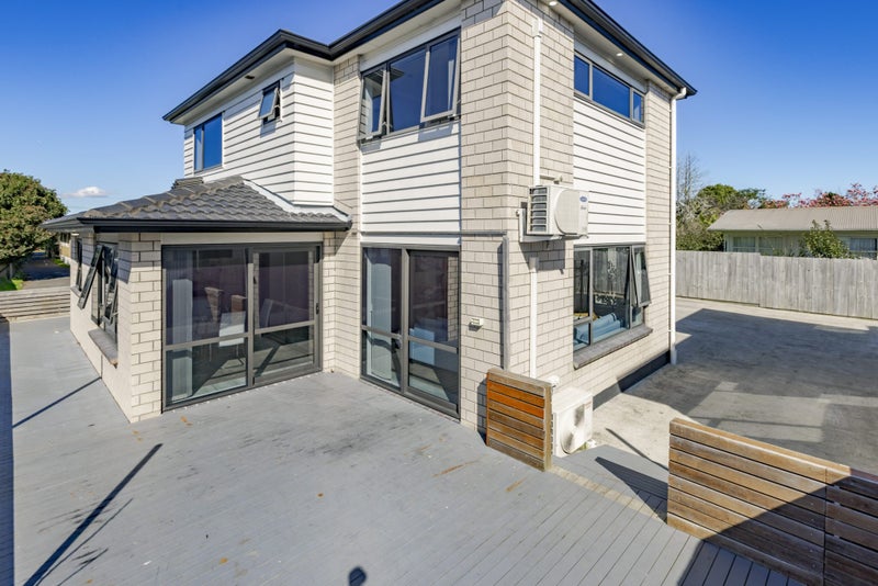 11B Oxford Road, Manurewa, Auckland - Carousel 2